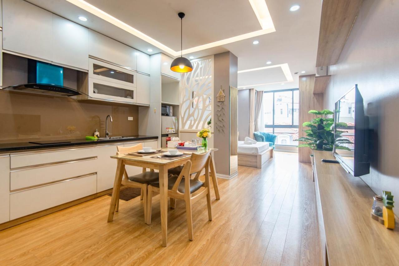 22Housing Hotel & Residence 81 Linh Lang 河内 外观 照片