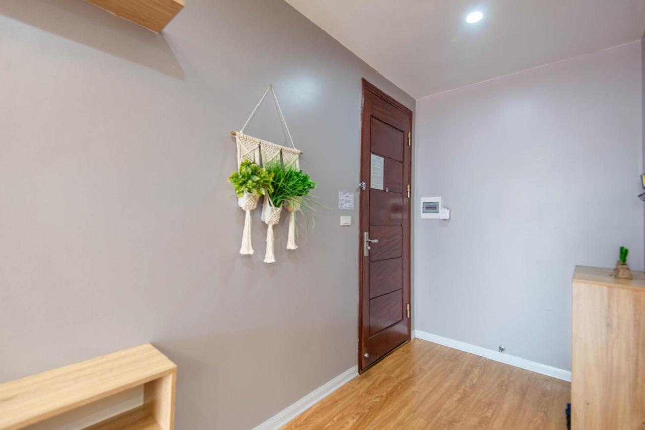 22Housing Hotel & Residence 81 Linh Lang 河内 外观 照片