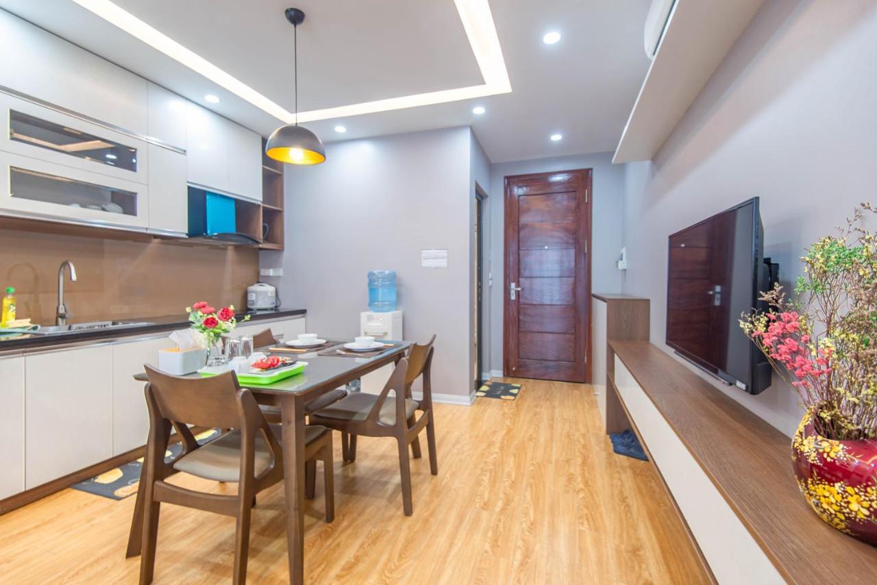 22Housing Hotel & Residence 81 Linh Lang 河内 外观 照片