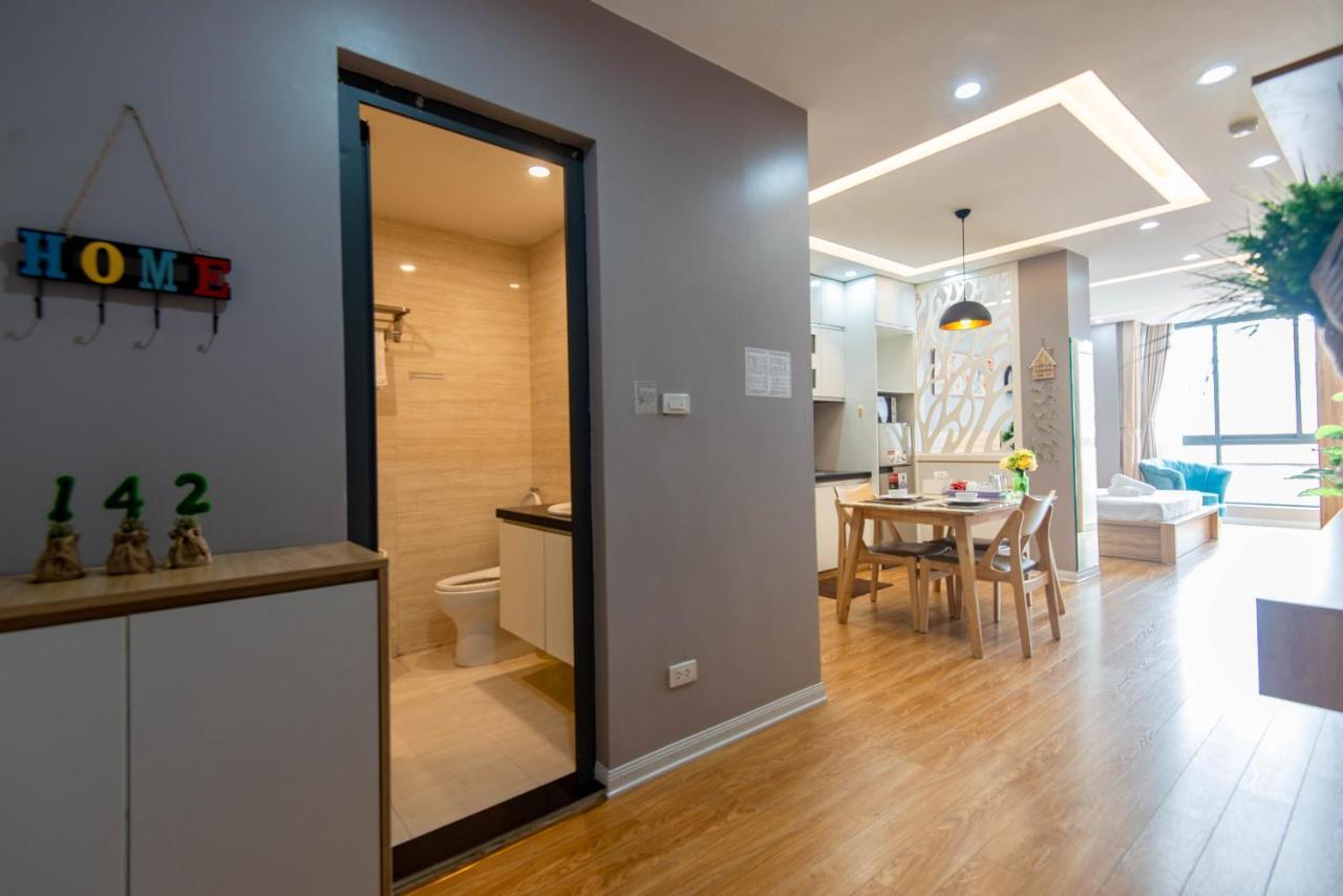 22Housing Hotel & Residence 81 Linh Lang 河内 外观 照片