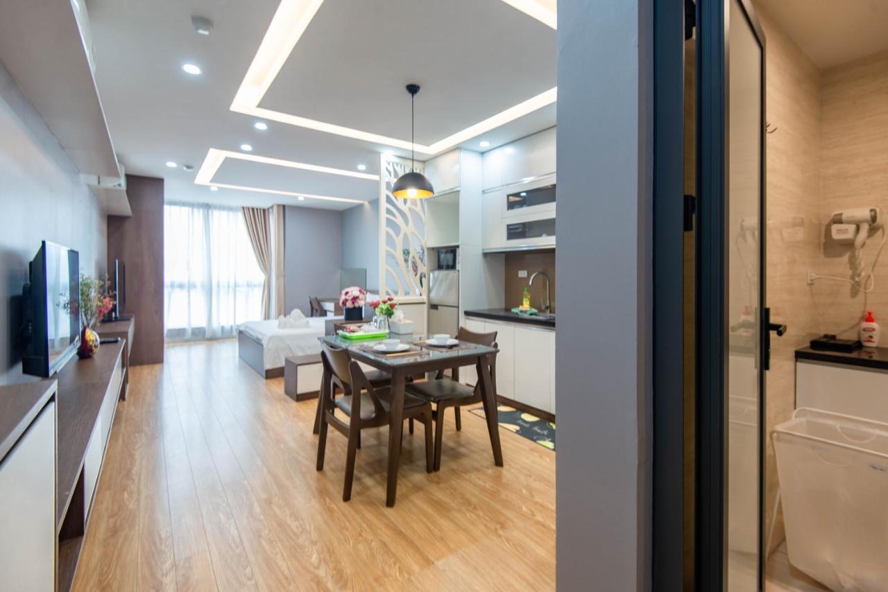22Housing Hotel & Residence 81 Linh Lang 河内 外观 照片