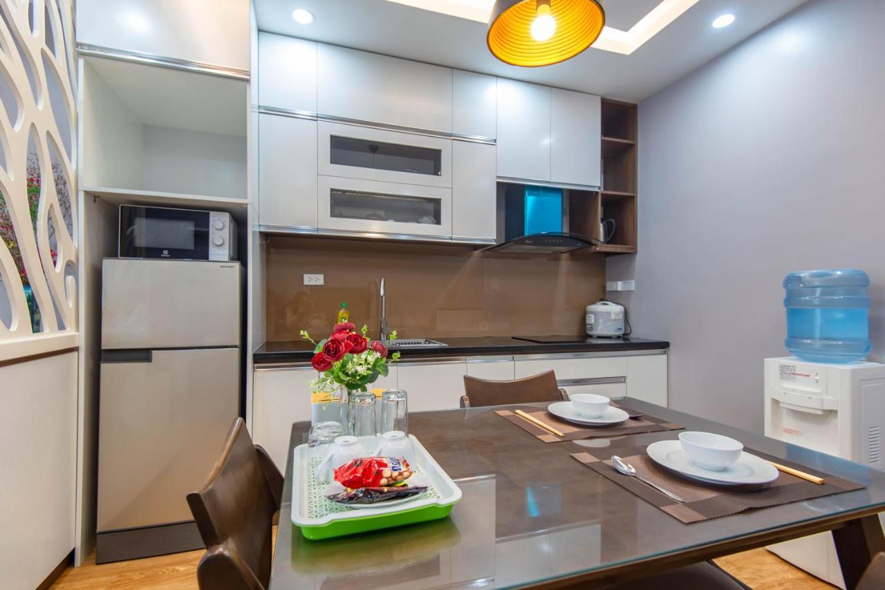 22Housing Hotel & Residence 81 Linh Lang 河内 外观 照片